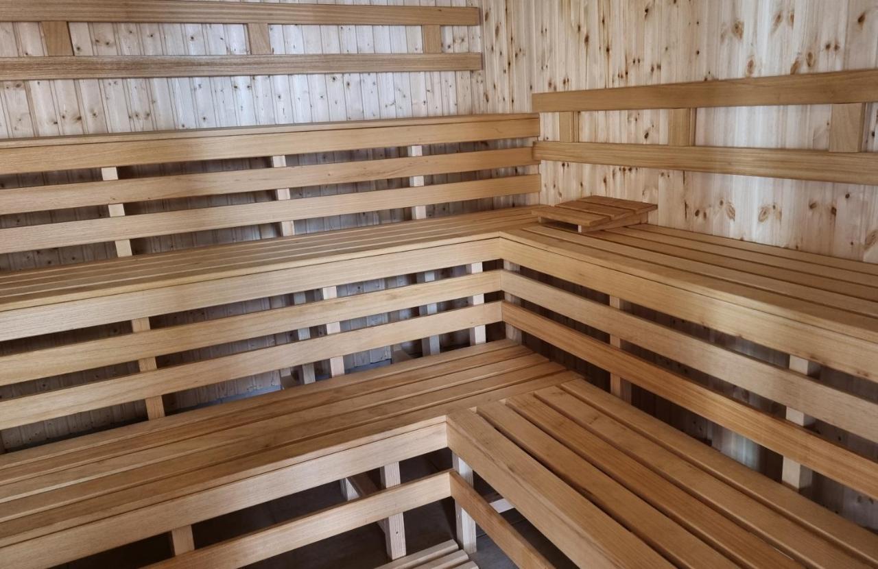 Relax Wellness Apartman Hajduszoboszloアパートメント エクステリア 写真
