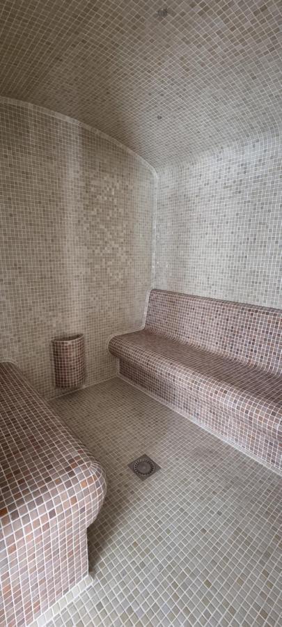 Relax Wellness Apartman Hajduszoboszloアパートメント エクステリア 写真